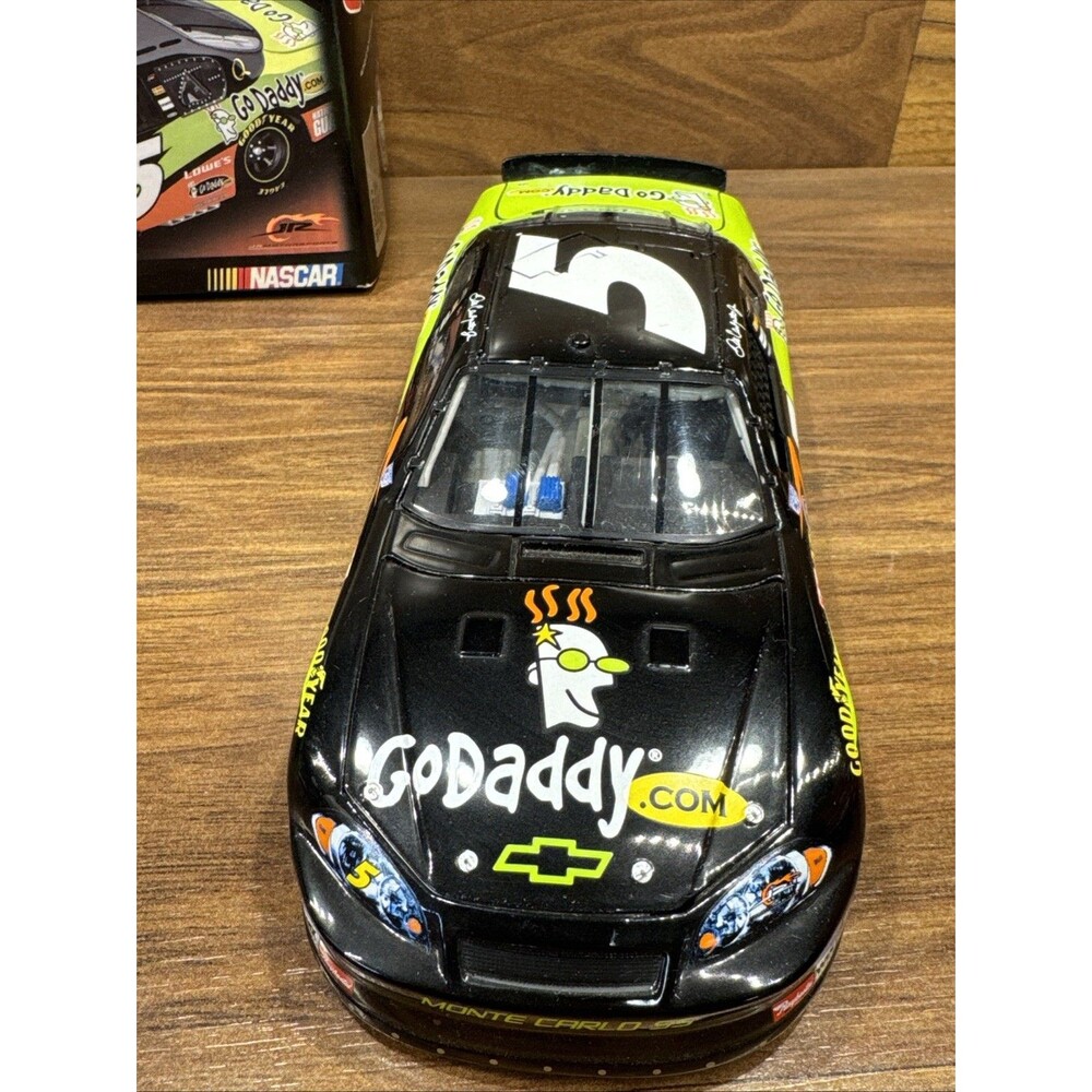 1:24 2008 ACTION #5 GODADDY.COM MONTE CARLO DALE EARNHARDT JR 1 Of 6,770 - Picture 3 of 15